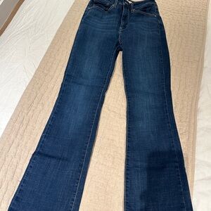 Levi Strauss high rise boot cut size 27 jeans